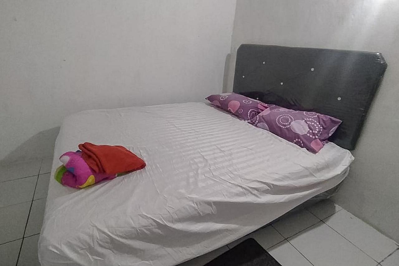 Hotel Mutiara Batulicin Redpartner Kampung Baru Exteriör bild