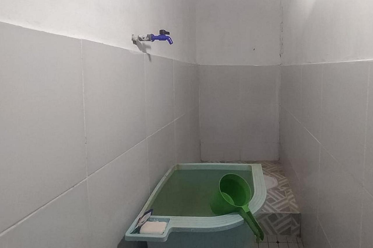 Hotel Mutiara Batulicin Redpartner Kampung Baru Exteriör bild